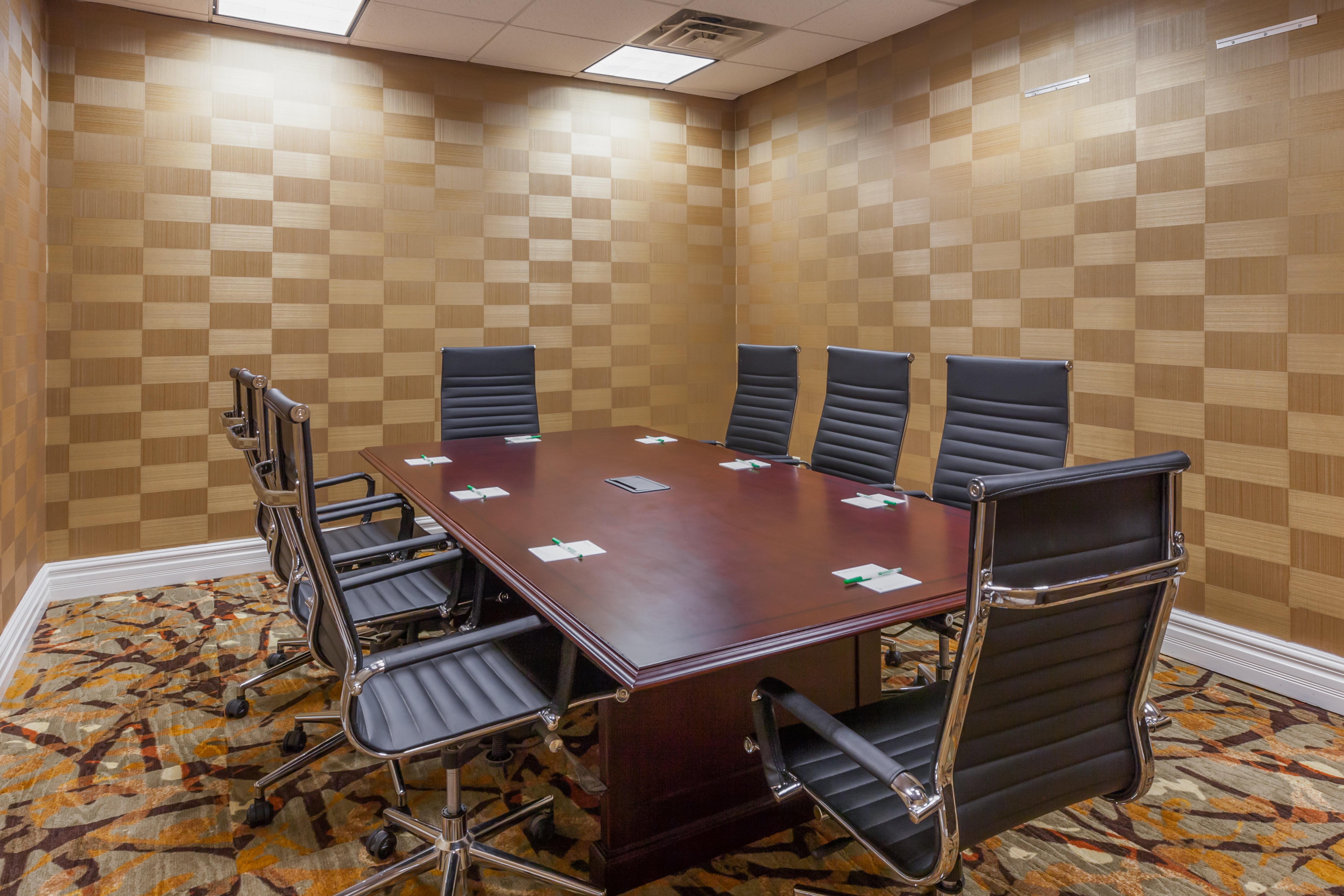 Holiday Inn Hotel & Suites Oklahoma City North By Ihg Eksteriør billede