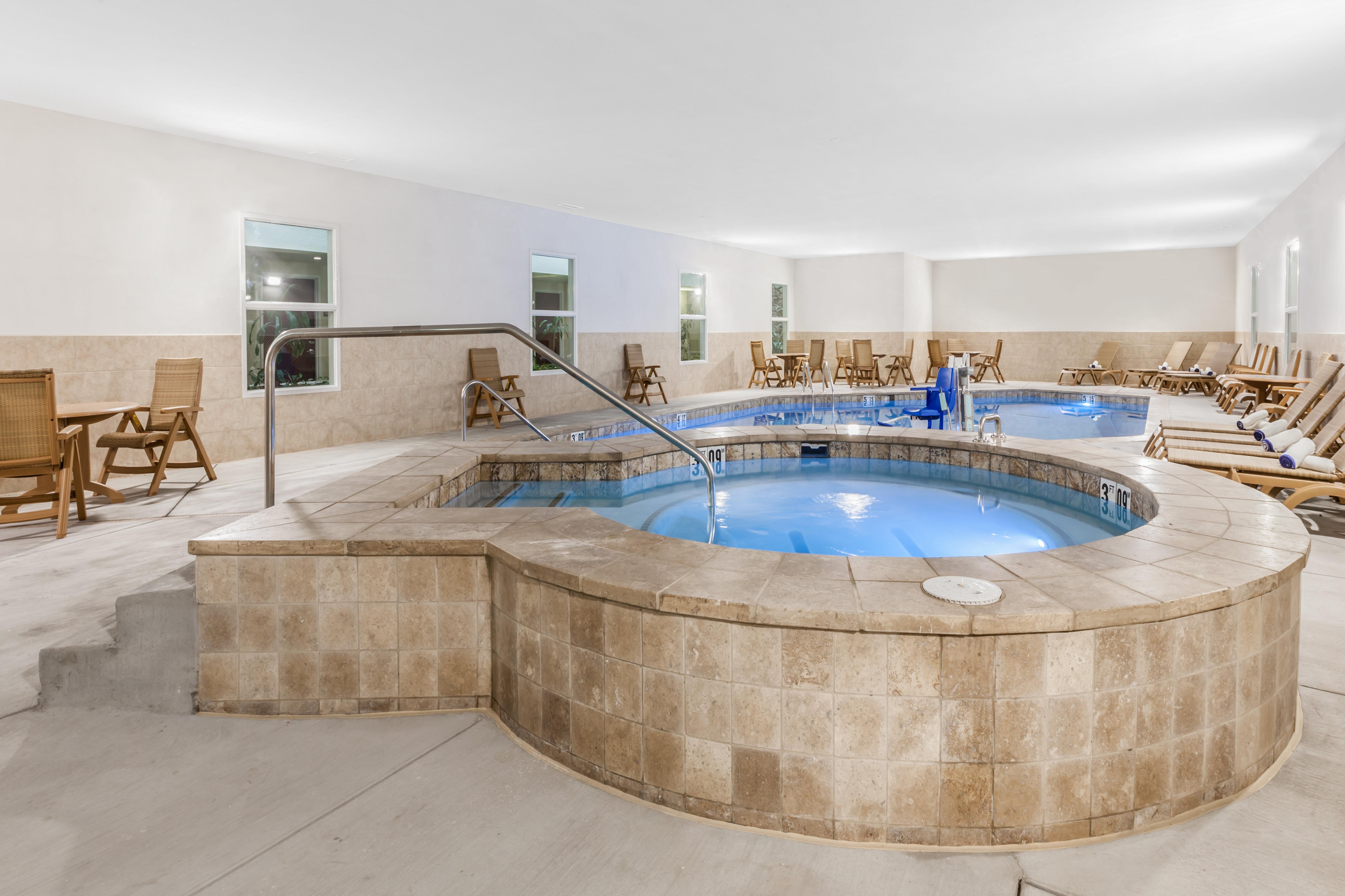 Holiday Inn Hotel & Suites Oklahoma City North By Ihg Eksteriør billede
